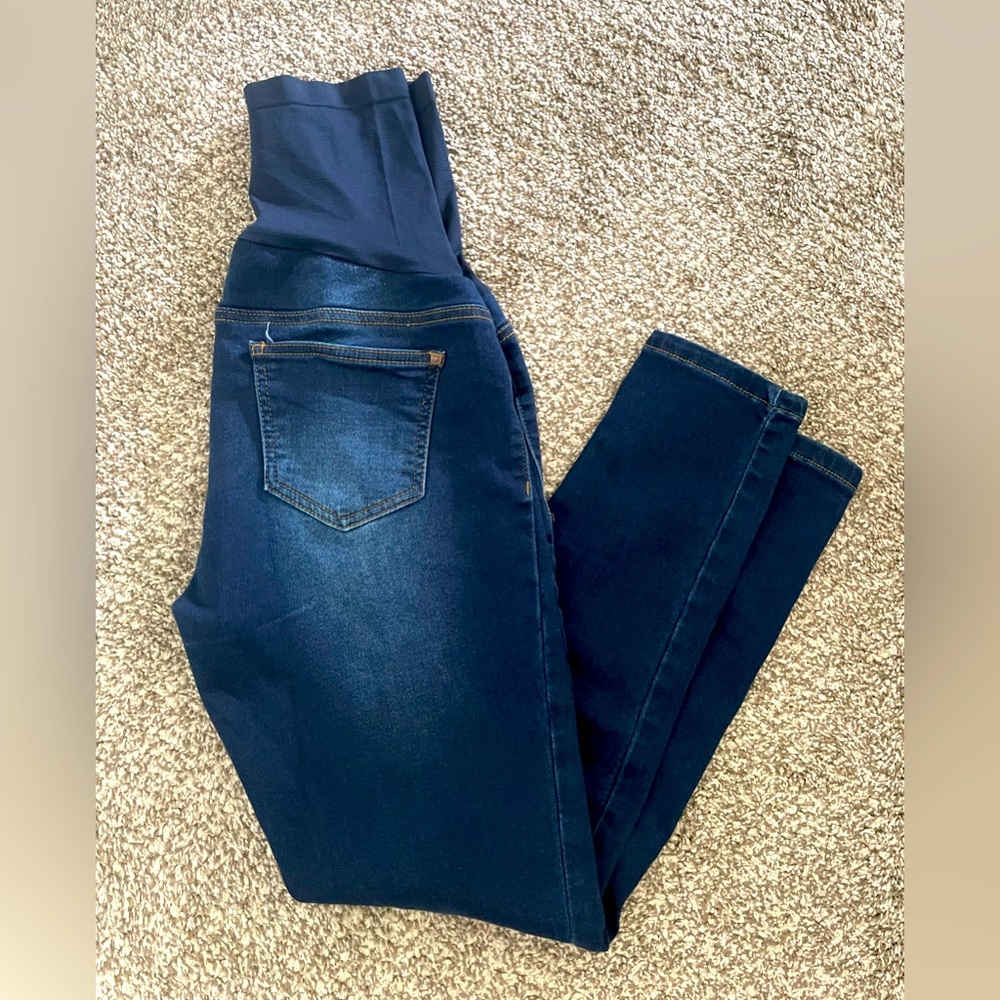 Maternity skinny jeans